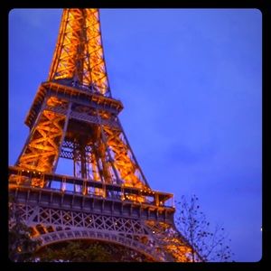 Meet your Posher, Casey